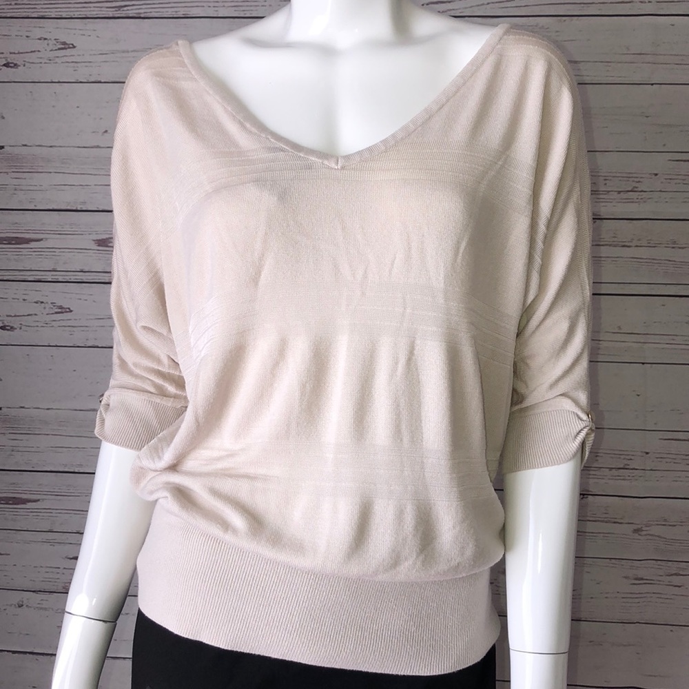 White House Black Market! Top